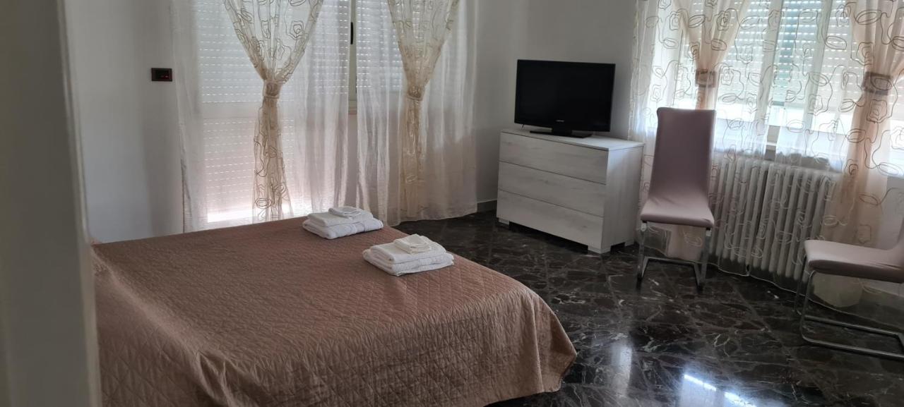 Апартаменти Jajo Apartament Бриндізі Екстер'єр фото