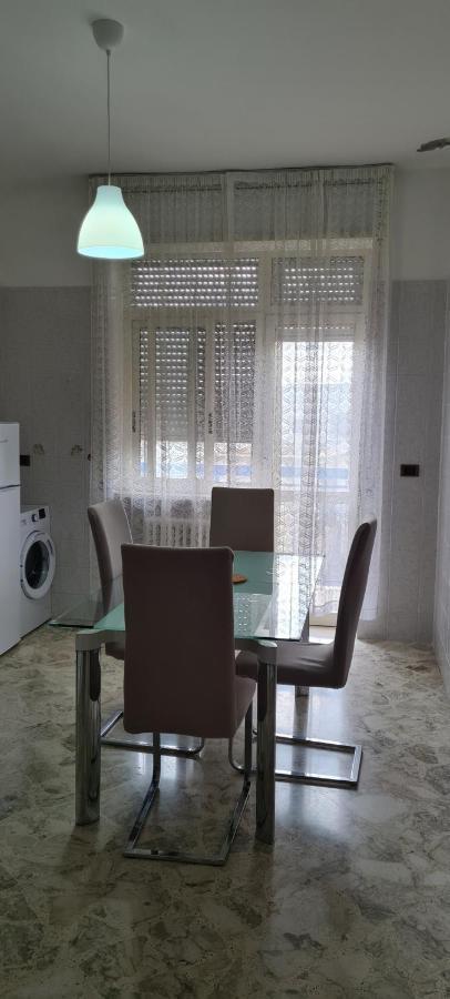 Апартаменти Jajo Apartament Бриндізі Екстер'єр фото
